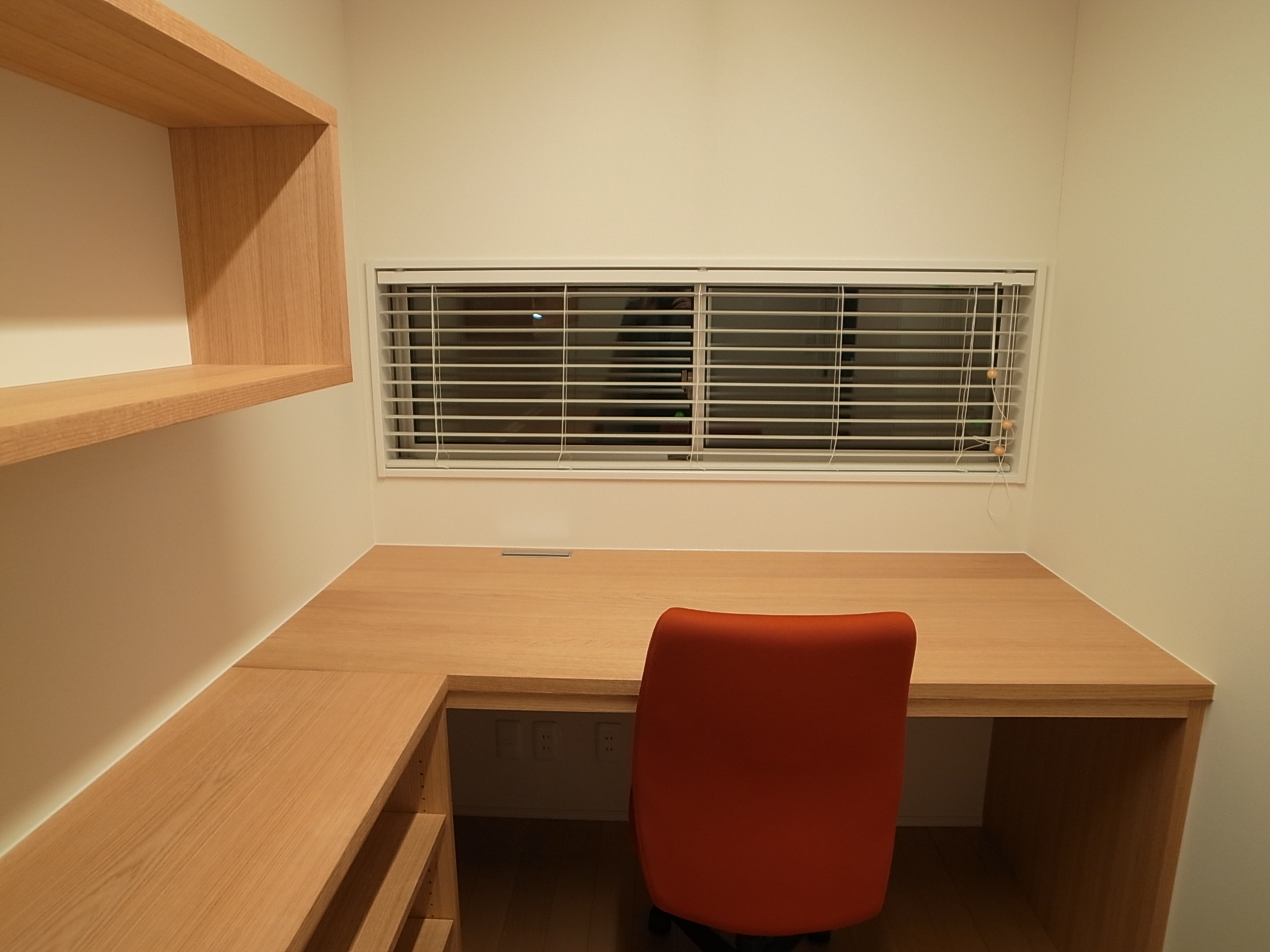 造作デスク 造作本棚 デスク 本棚 テレワーク デスク などのインテリア実例 - 2021-11-30 00:10:23RoomClip ルームクリップ