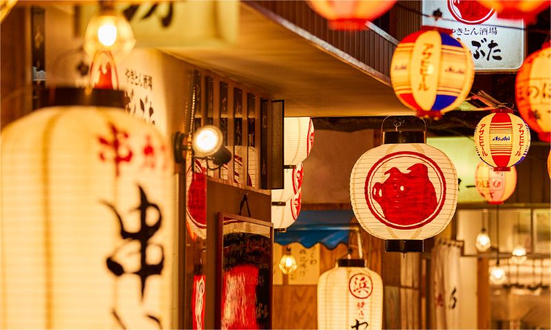 広島呑み屋街「ほのぼの横丁」広島駅南口で、飲み放題のハシゴ酒