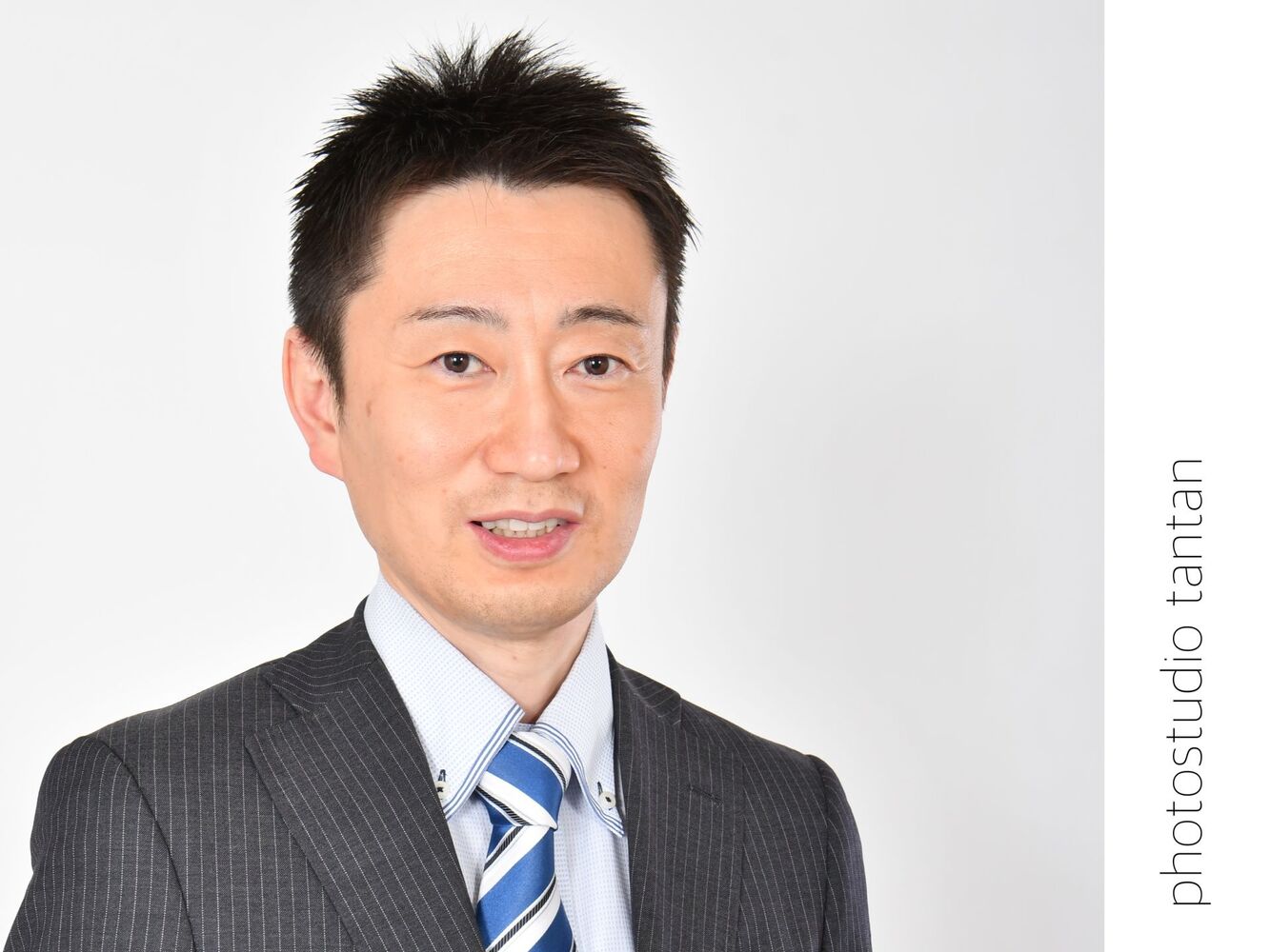 ビジネスプロフィール写真Blog東京のフォトスタジオなら株式会社MALUICHI