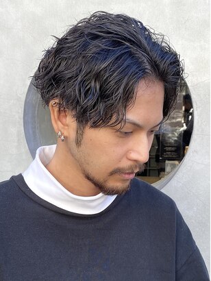 ビジネスシーンでのメンズヘアの鉄板はコレ！！オーダー方法からスタイリングの仕方まで徹底解説 2025年 表参道駅徒歩4分髪質改善で美髪になれる美容院 美容室 AIR青山 エアーアオヤマ