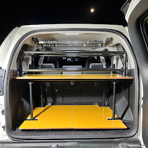 イレクターパイプを使って車中泊できるフラットな棚を作る方法┃ファミリーカーを車中泊仕様に241MAGAZINE