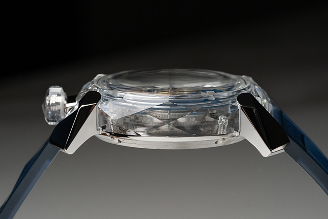 本田圭佑さんも愛用した「ガガ ミラノ」が、新作のクリスタルコレクションをリリース！IGNITE イグナイト