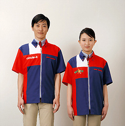 ファミマ、サークルK・サンクスと統合で合意 コンビニ勢力図は激変 グラフ