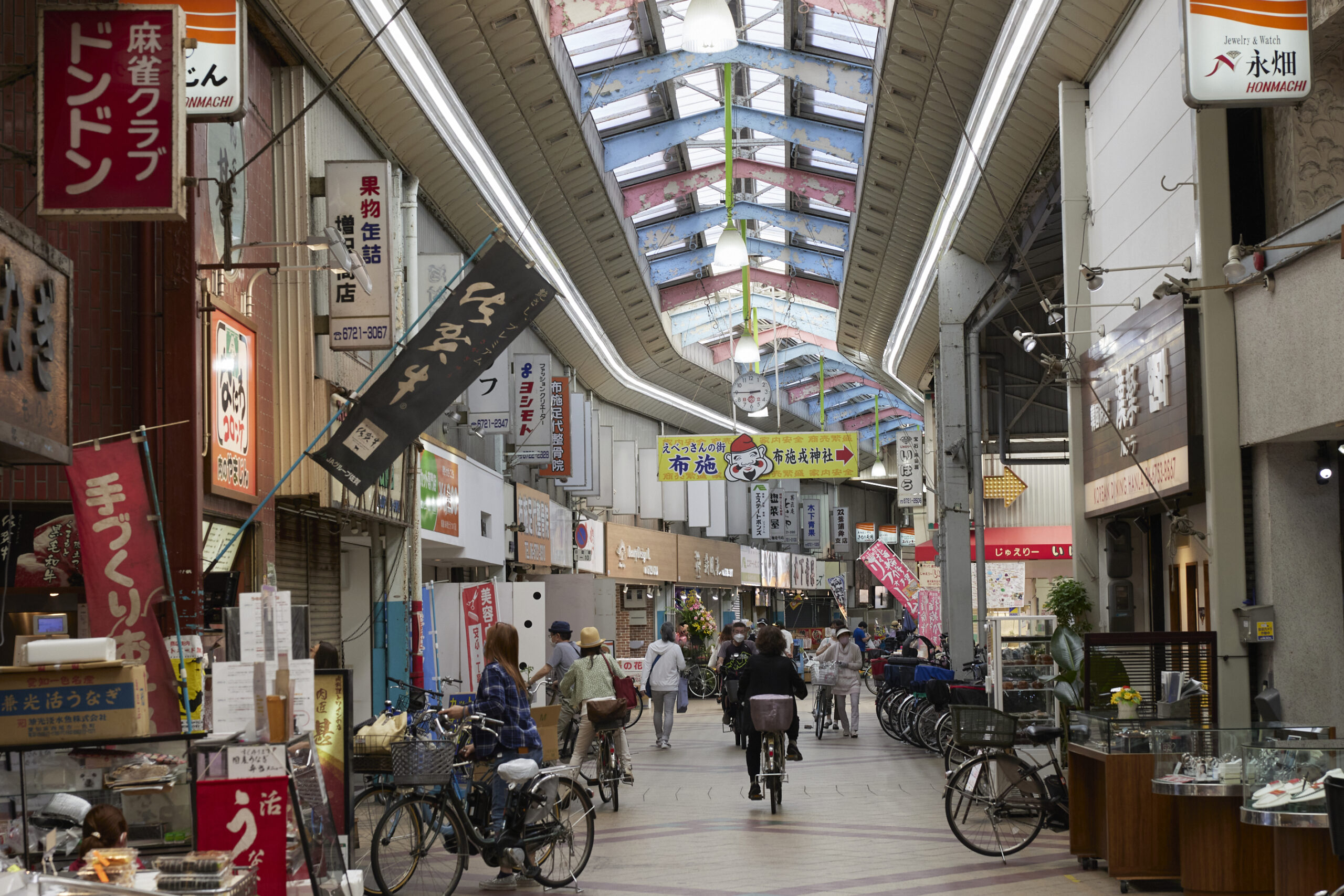 東大阪・布施 大阪の下町に誕生した「SEKAI HOTEL FUSE」