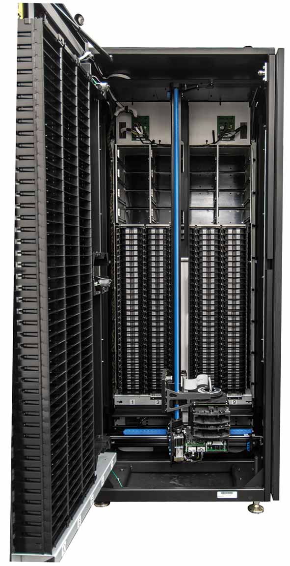 IBM Diamondback テープ ライブラリを発表 - StorageReview.com