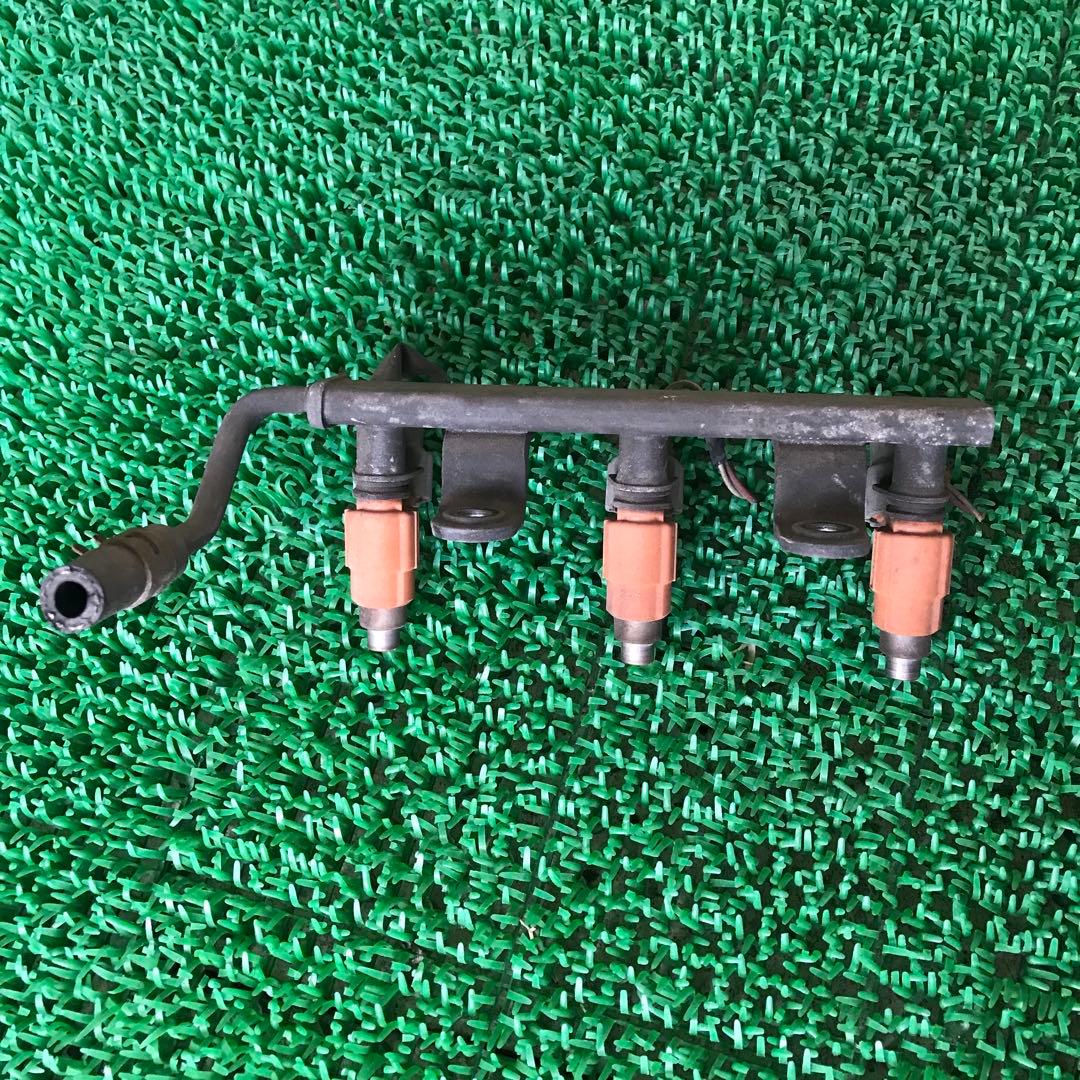 燃料インジェクターの交換 ガソリンノズル 1999年のために、トラック用のダッジのためにダコタ3.9Lのトラック用トラック3.9L トラックの インジェクター 燃料噴射装置 交換修理とエンジンの水回りの交換修理エンジン基礎知識スタッフBLOG大阪の再生中古