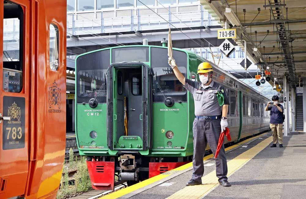 大村線】大村湾を見ながら走る列車 区間快速シーサイドライナー乗車記（長崎→佐世保） - 乗り物好きによる旅行ブログ