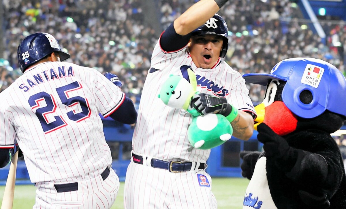 ヤクルト オスナ＆サンタナが来季から３年総額３０億円規模の大型契約で流出阻止 - スポーツ報知