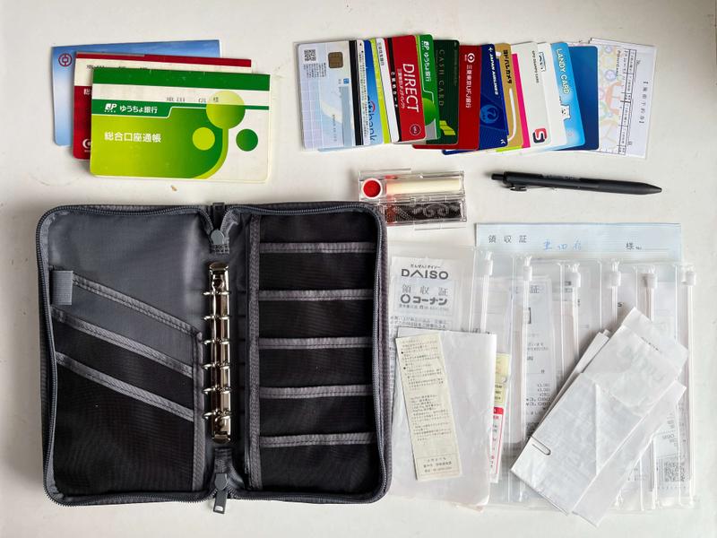 無印良品 あのパスポートケースに新商品♡ どう変わった!? これまでのパスポートケースと検証！Oggi.jp