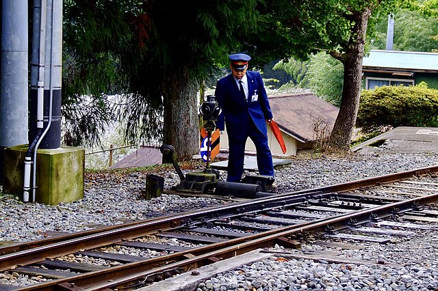 分岐器を統括して転轍する