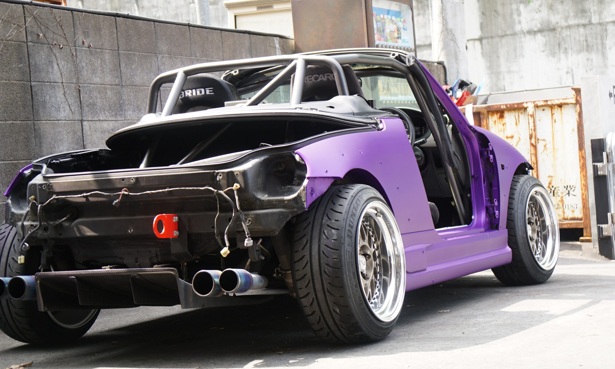 ヤン車あるある20選 ヤンキーが乗る車の特徴＆内装のこだわりなどまとめ決定版！MOBYモビー