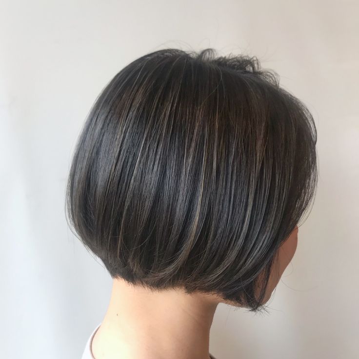 仕事でも大丈夫！控えめハイライトデザイン10選白カラ