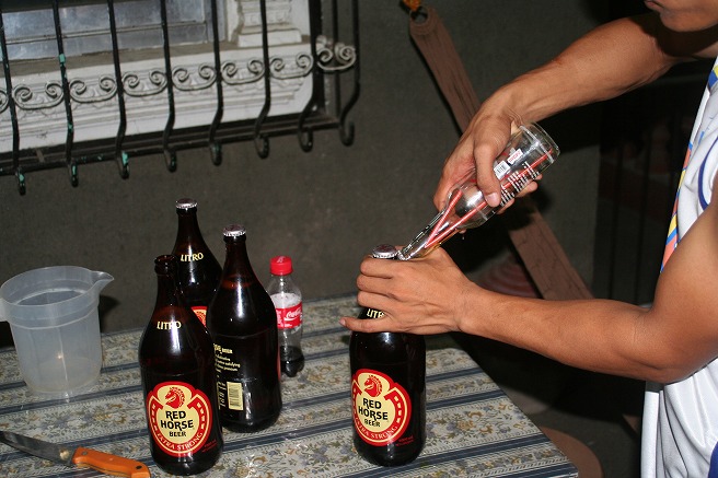 栓抜きの代用品7つを試してみた！女性でも簡単に開けられるのはどれ？ - トクバイニュース