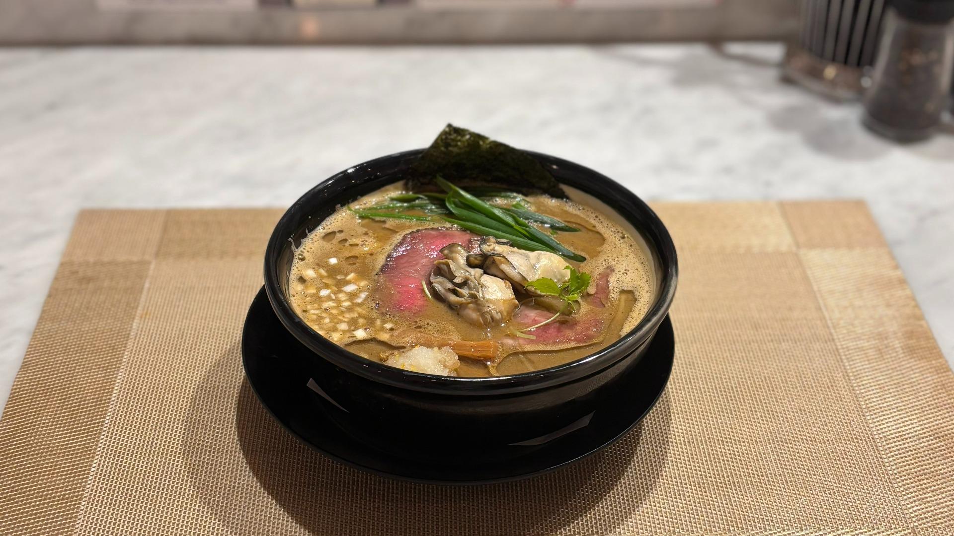 スターバックスコーヒー新宿ミロード5階店：新宿駅南口・夜遅くまで営業するおすすめスタバ－スターバックス訪問情報