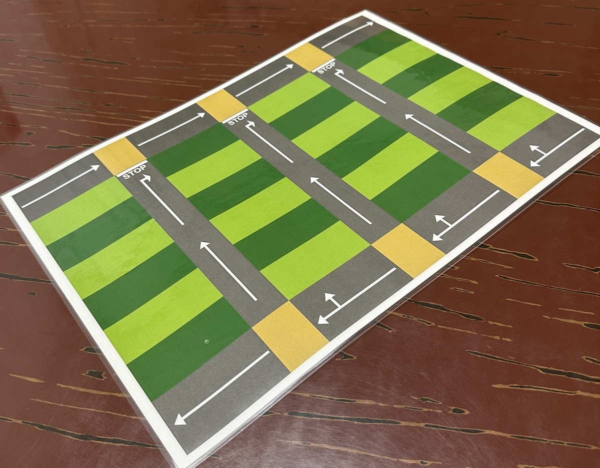 プレイマット☆ミニカー用✳︎道路✳︎駐車場の通販 by ソースけ's shopラクマ