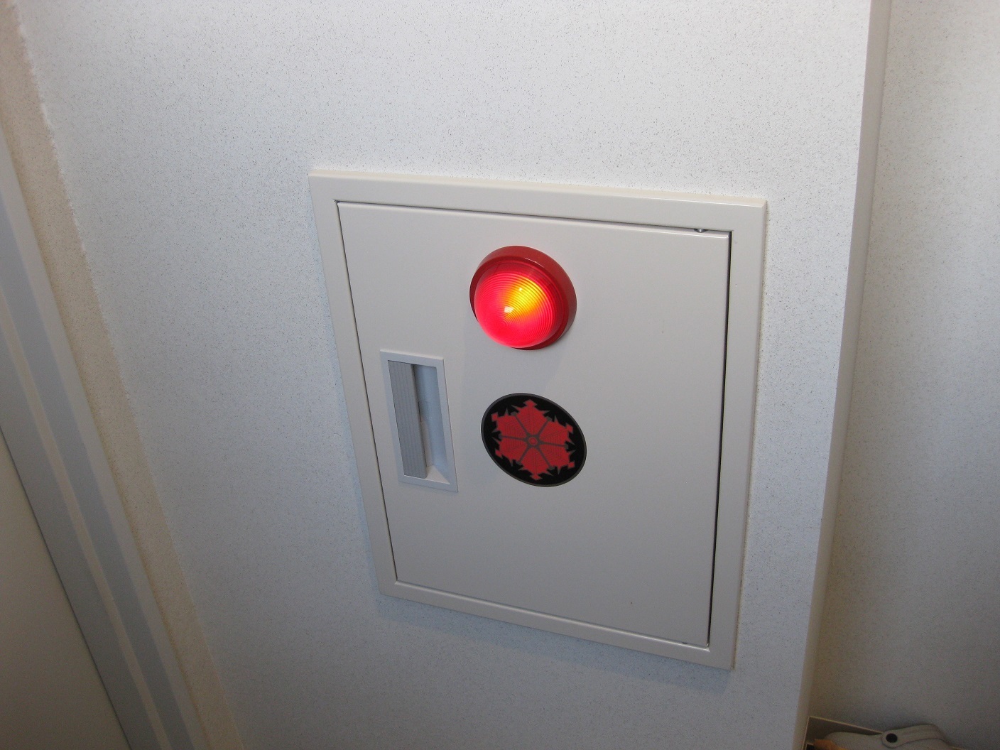 送水口・採水口・放水口格納箱 - 初田防災設備株式会社