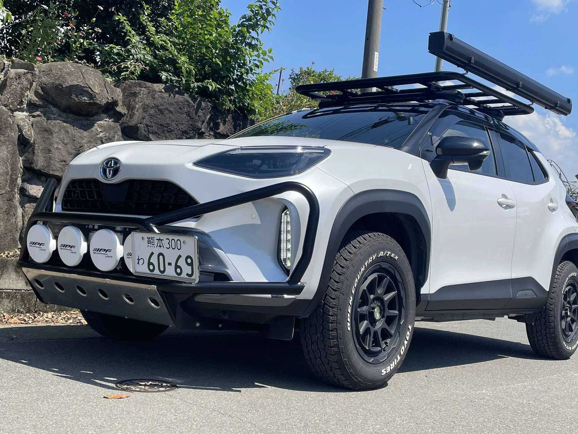 工場内①②ランクル100 デモ車製作 現在はFrバンパー製作中 ③④ジムトラ@熊本 LEDバー取付 納車前 整備 ⑤⑥ランクル77@熊本納車前整備 ⑦シエナ 車検預かり ⑧サウナトレーラー 本格的なサウナ用薪ストーブ ⑨看板犬1号2号 ボーダーコリーlandcruisertoyota