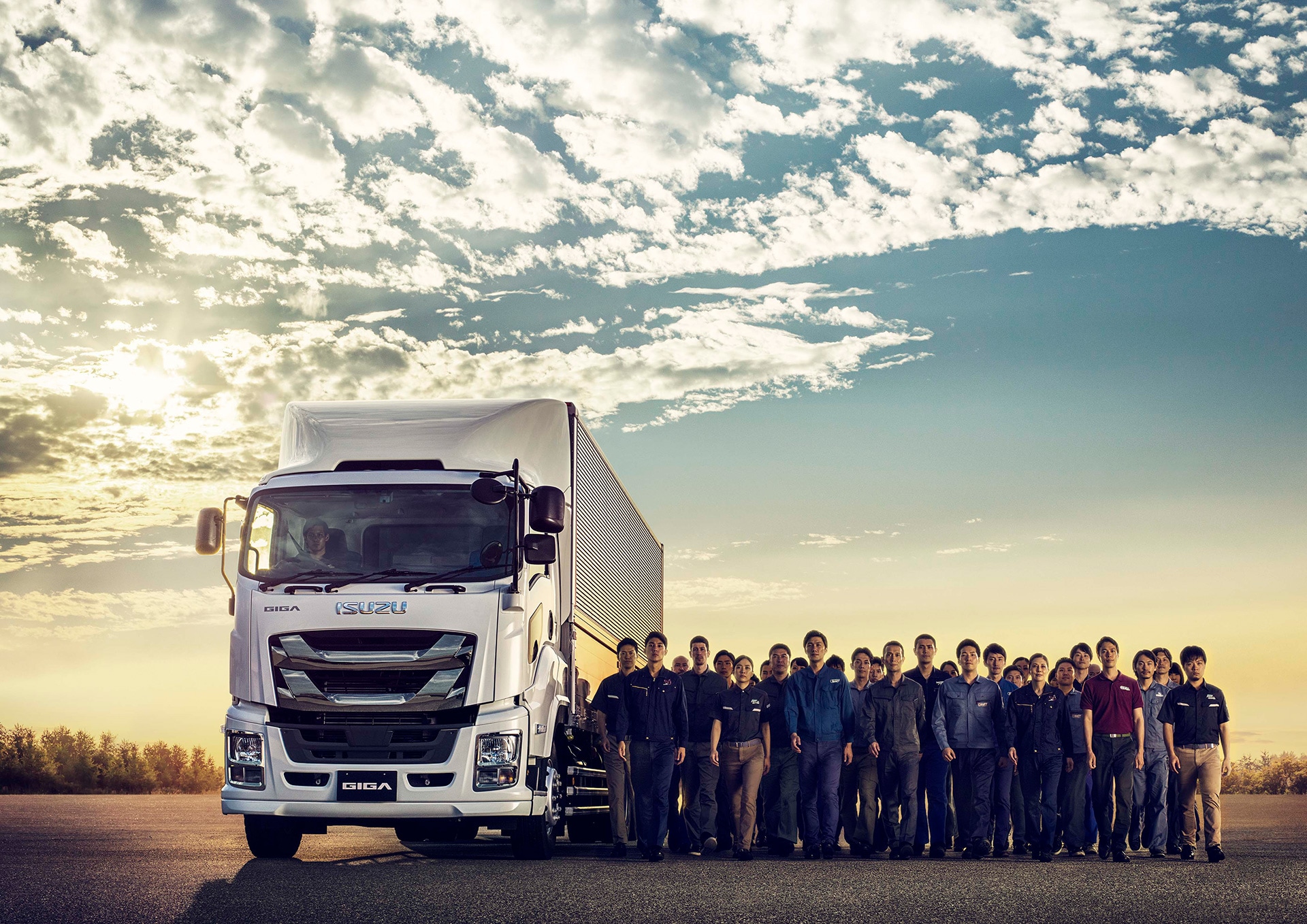 ジチタイワークスVol.13 4月号 に掲載されました！株式会社電池屋