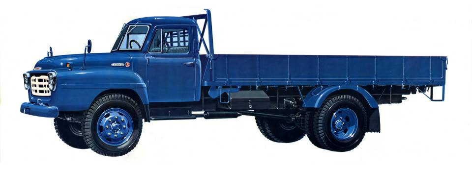 ボンネットトラックとは？キャブオーバー型トラックの特徴も併せて解説│Blue talk