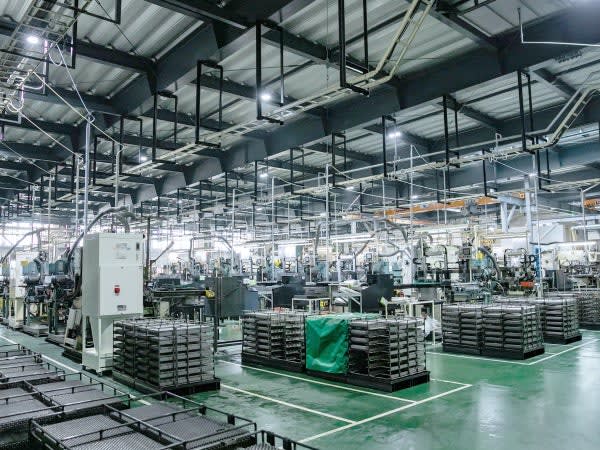 加藤製作所が投入、鉄塔建設向け「2.8トン吊りジブクレーン」の性能ニュースイッチ by 日刊工業新聞社