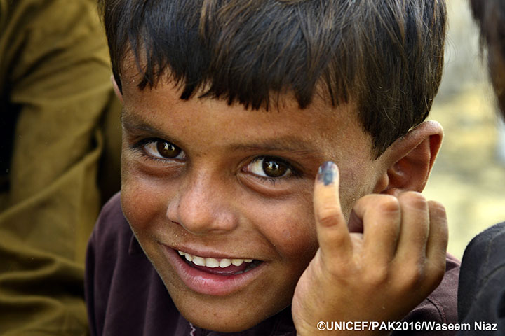 ビル&メリンダ・ゲイツ財団を設立したビル・ゲイツ氏とオンラインにて懇談をしました。 ゲイツ氏とのやり取りは、本日の公明新聞でも紹介されています。同団体からは昨年6 月、途上国へのワクチン支援について、日本政府が主導的な役割を果たすうえで、公明党が極めて