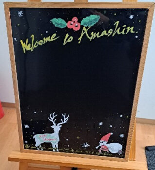 来場者を歓迎する『ウェルカムボード』株式会社加藤文明社様印刷事例472ポスター印刷のプリオ