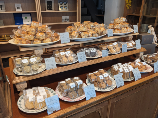 蔵前駅界隈－「シノノメ製パン所」に並ぶ : 「美味しい！」が好き