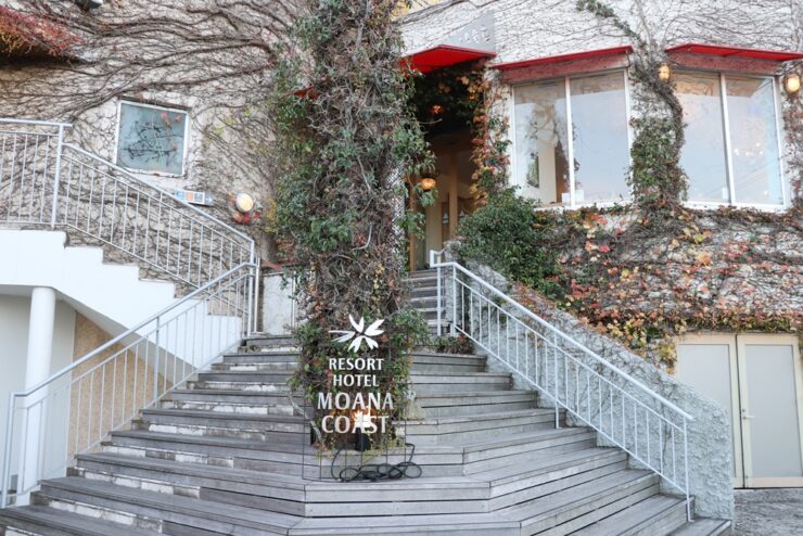 初夏のご挨拶 お手紙と傘メイドのホテル