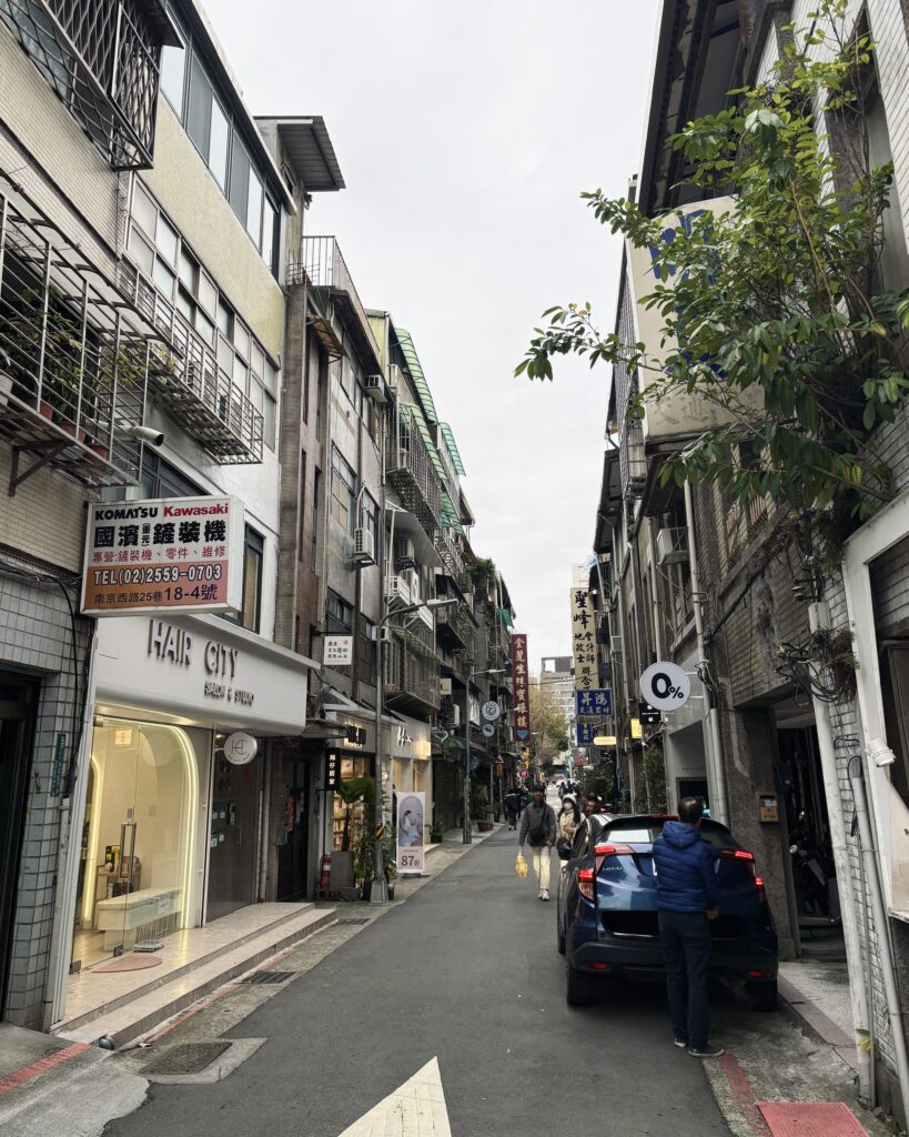 インテリアスタイルの種類特徴と理想の空間に仕上げるポイント - 暮らしのデザイン