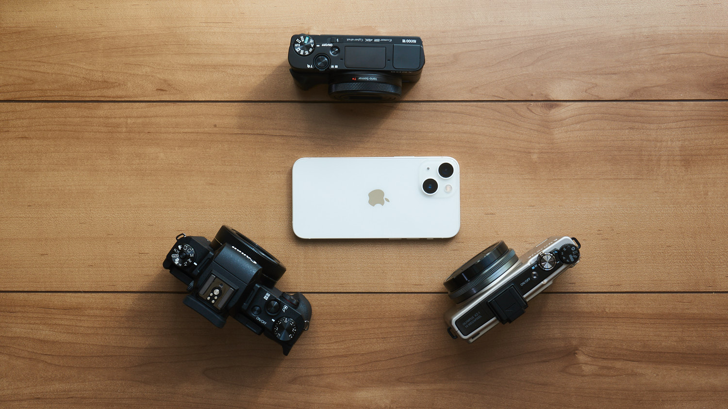 おすすめのコンデジ15選。初心者＆上級者に人気の一台とはセレクト