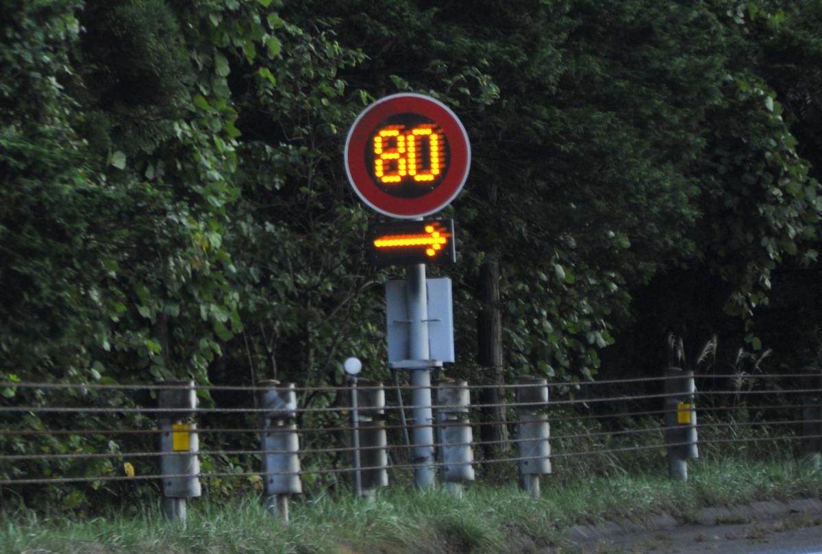 料金高い!? 速度は遅すぎ!? 車が変わるのに高速道路はこのままでいいのか - 自動車情報誌「ベストカー」