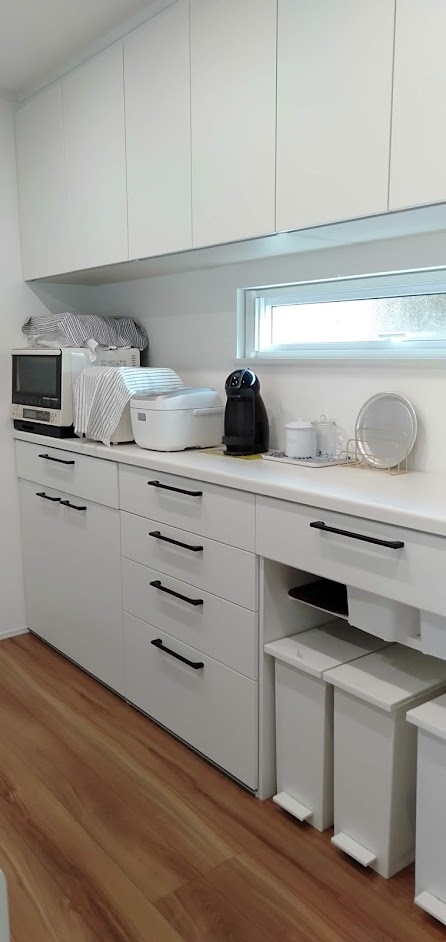 リクシル食器棚〜アレスタシリーズ