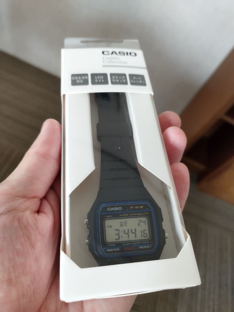 チープカシオ 「F-91W」の紹介東京ピエロ