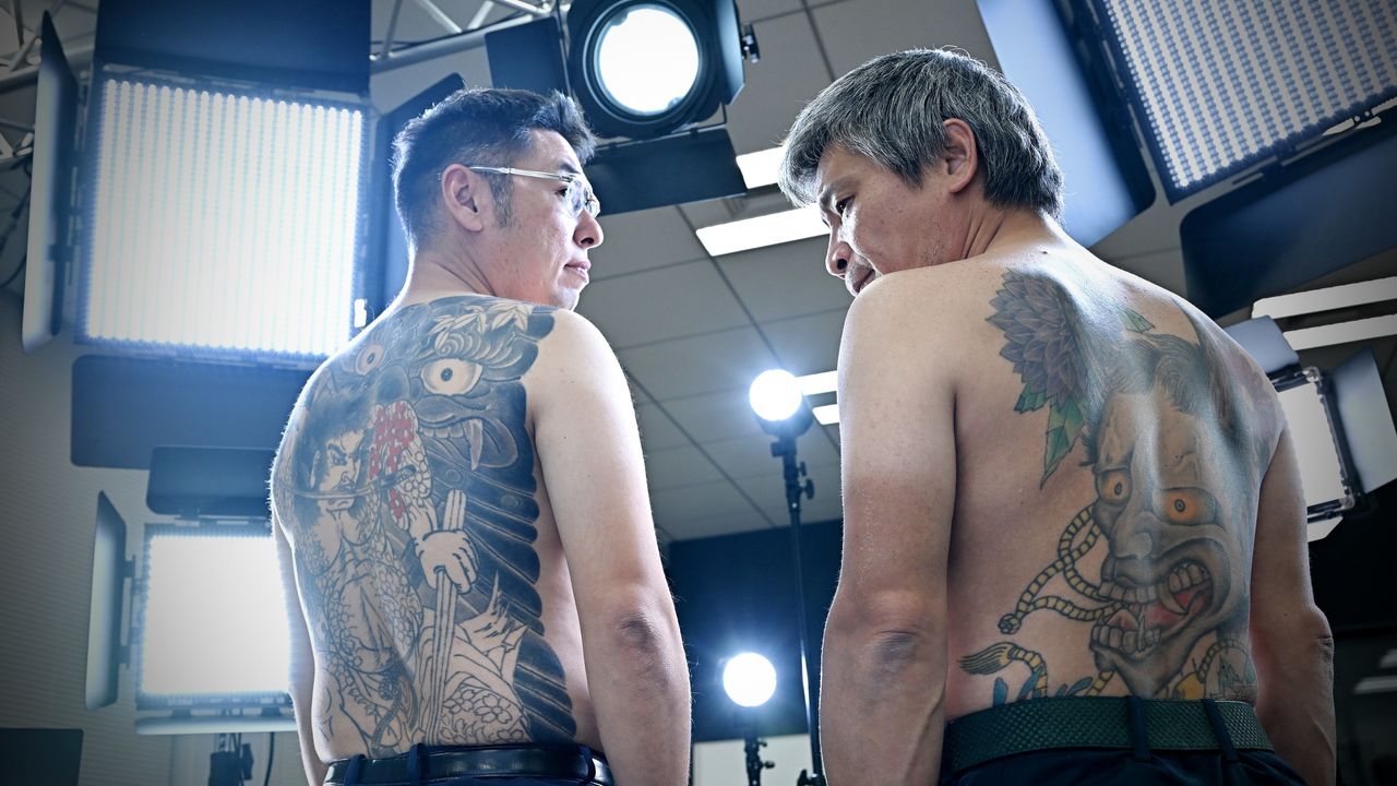 TATTOO BURST タトゥーバースト1月号発売日2012年11月16日雑誌 定期購読の予約はFujisan