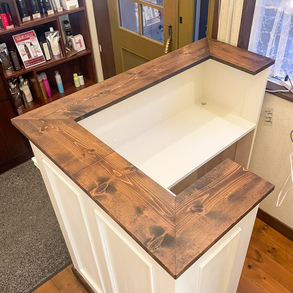 レジカウンター スモールフロントデスク 受付カウンター カウンター テーブル レジ 受付カウンターテーブル レジ台 レジ置き レジ係カウンターロック引き出しを持つ服店 美容室 美容師 理美容 理容室木製レセプ ンプルなモダンショ 150*80*110cm G