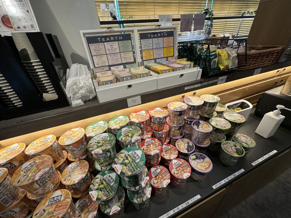 シェアラウンジ田町に行ってみた！飲み放題が充実、2階は仕事はかどり空間世田谷ローカル SETAGAYA LOCAL