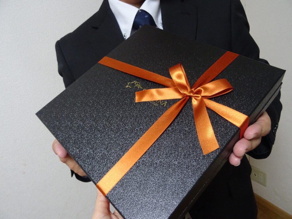 年末年始の挨拶回りビジネスで好印象を与える手土産選びと訪問マナー - お役立ちコラム