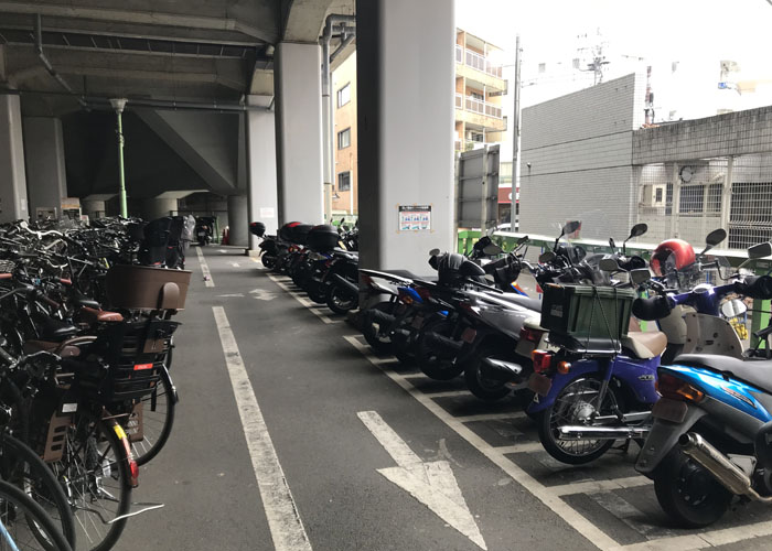 鋼鈑商事の駐輪場駐輪場製品の販売と施工