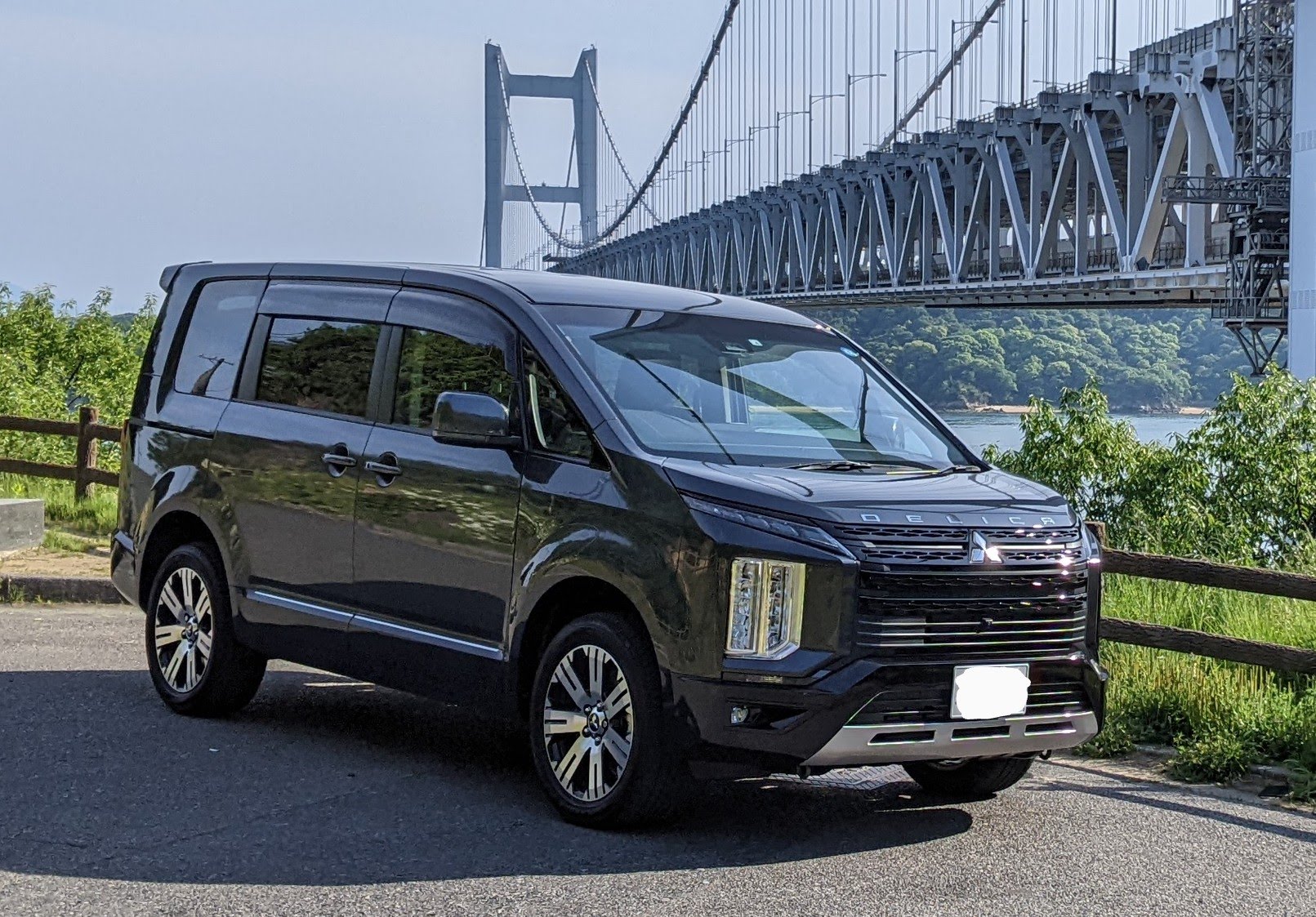 新型デリカD:5 人気色ランキング おすすめカラーを画像で紹介