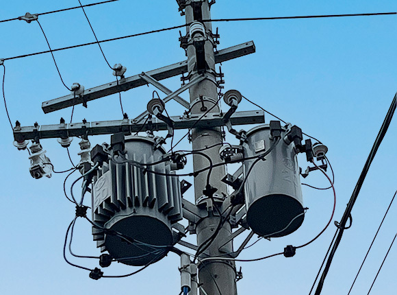 オートタップチェンジャー付柱上変圧器電力インフラ向け配電設備製品・サービス株式会社 東光高岳 TAKAOKA TOKO CO., LTD