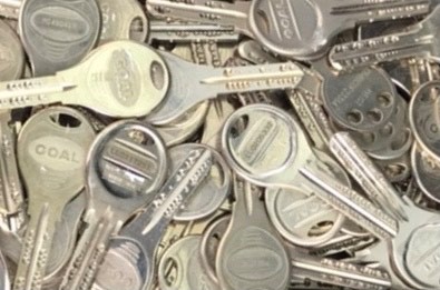 金属にまつわるエトセトラのその後 －日本の硬貨－: 東京工科大学 工学部 機械工学科 ブログ