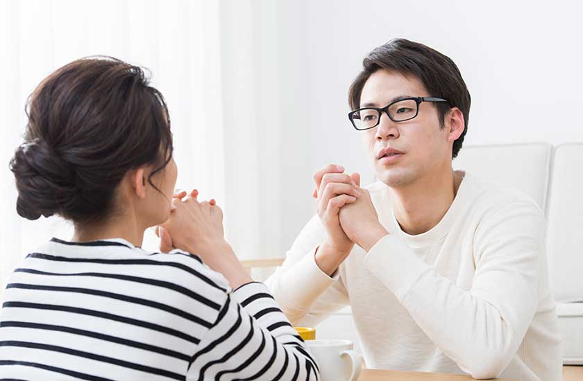 風俗遊びも「不貞行為」？ 妻から慰謝料を請求されたら拒否できないのか -