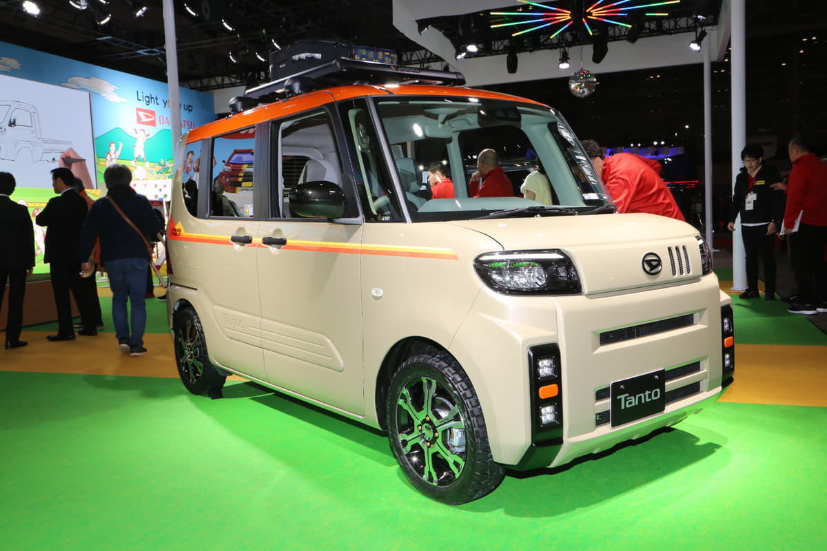 新型タント ファンクロス ダイハツの軽SUV！アウトドアに最適なお車♪内外装を徹底解説！！ DAIHATSU