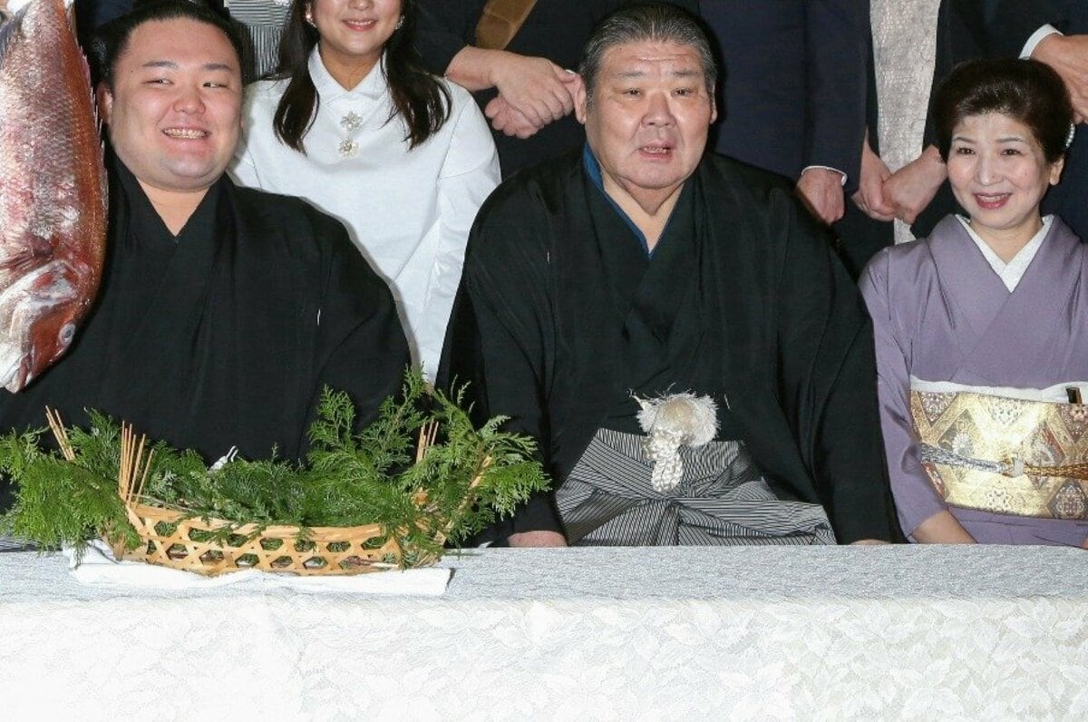 元大関若嶋津＆高田みづえさん夫妻の娘・アイリ、昨年10月に結婚していた「愛がある家庭を」 | ORICON NEWS