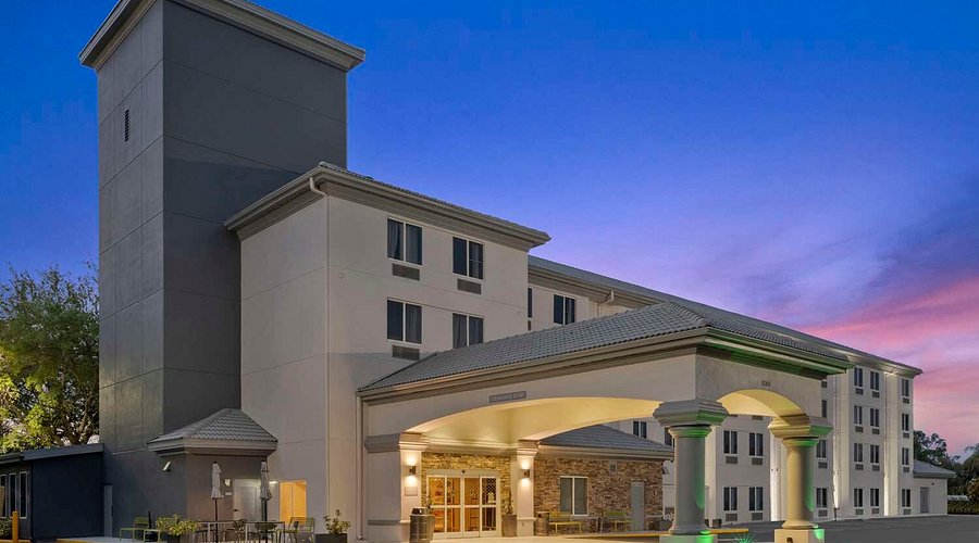 PRÉ-VENDA: Funko Pop! Plus One Piece - Rob Lucci 2140