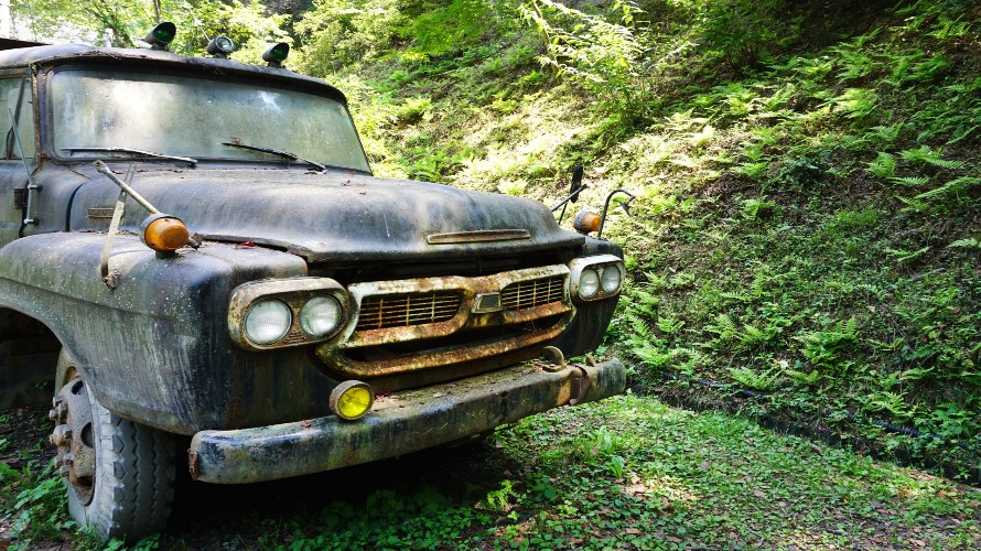 車検切れの車を廃車にするには？手続き方法や買取、注意点などを紹介