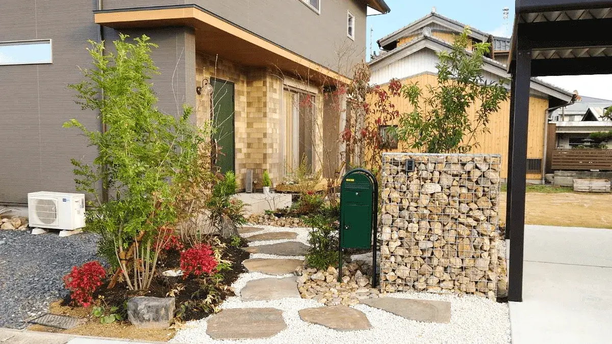 外構工事の費用相場は？50万円を目安に理想のお庭周りに近づける方法を解説庭ファン