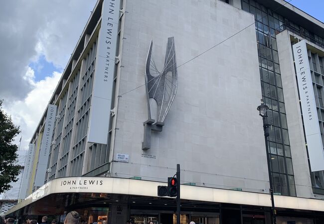 ロンドン SOHO地区 観光 &デパート・スーパー巡り イギリス旅行『Travel & Live Abroad』〜海外旅行&生活情報