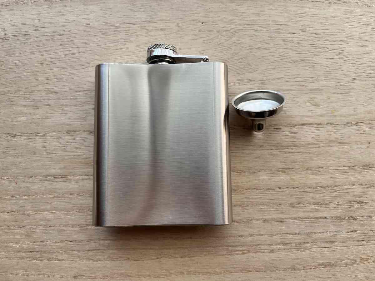 感想・売り場 100均セリアのハイスピードロート、確かに早く落ちるがペットボトルに使う際は注意100均memo🗒