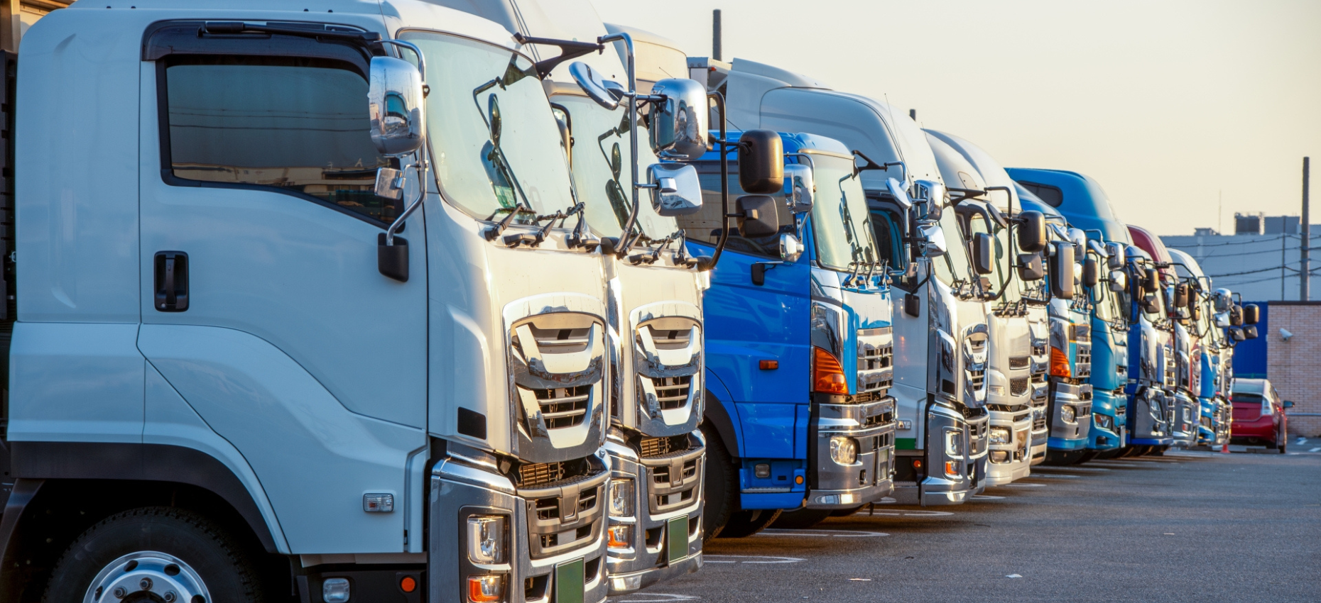 株式会社桜井自動車工業 バン・トラック車検料金案内